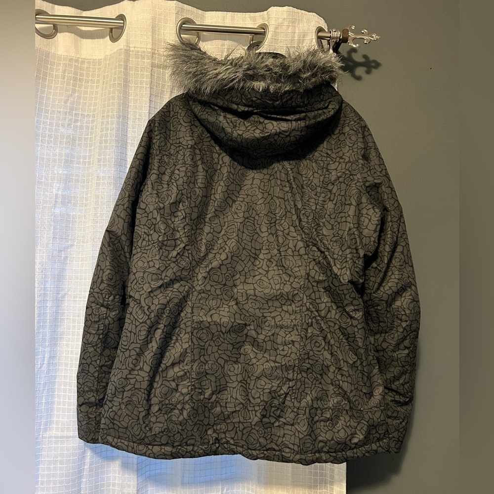 Black Mountain Women’s Coat - Picture 5 of 11